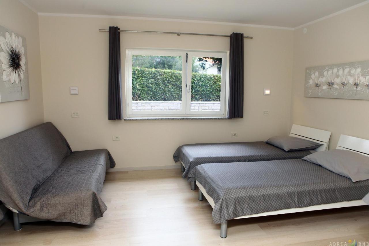 Spacious Izola Apartment Sl Luaran gambar