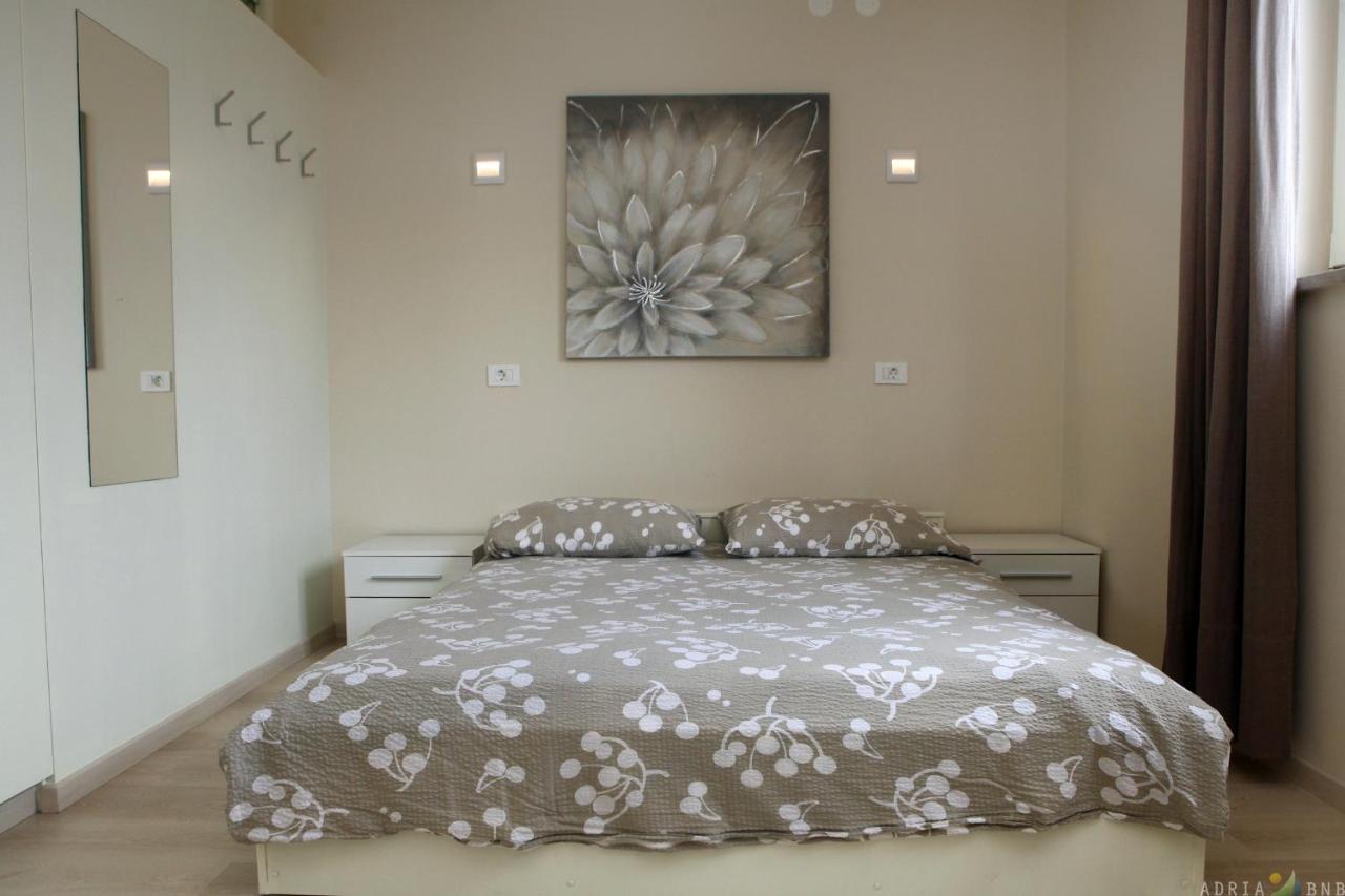 Spacious Izola Apartment Sl Luaran gambar