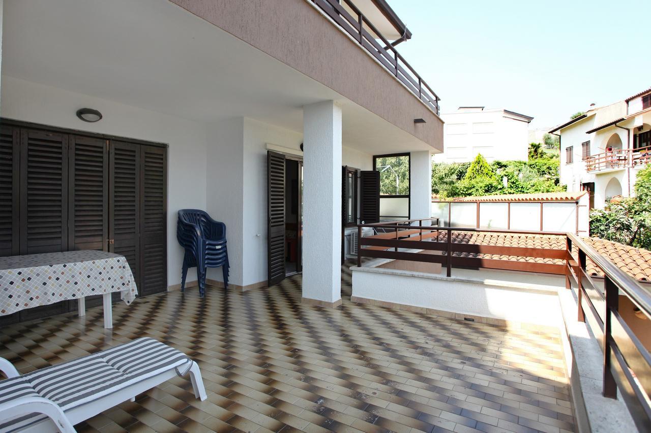 Spacious Izola Apartment Sl Luaran gambar