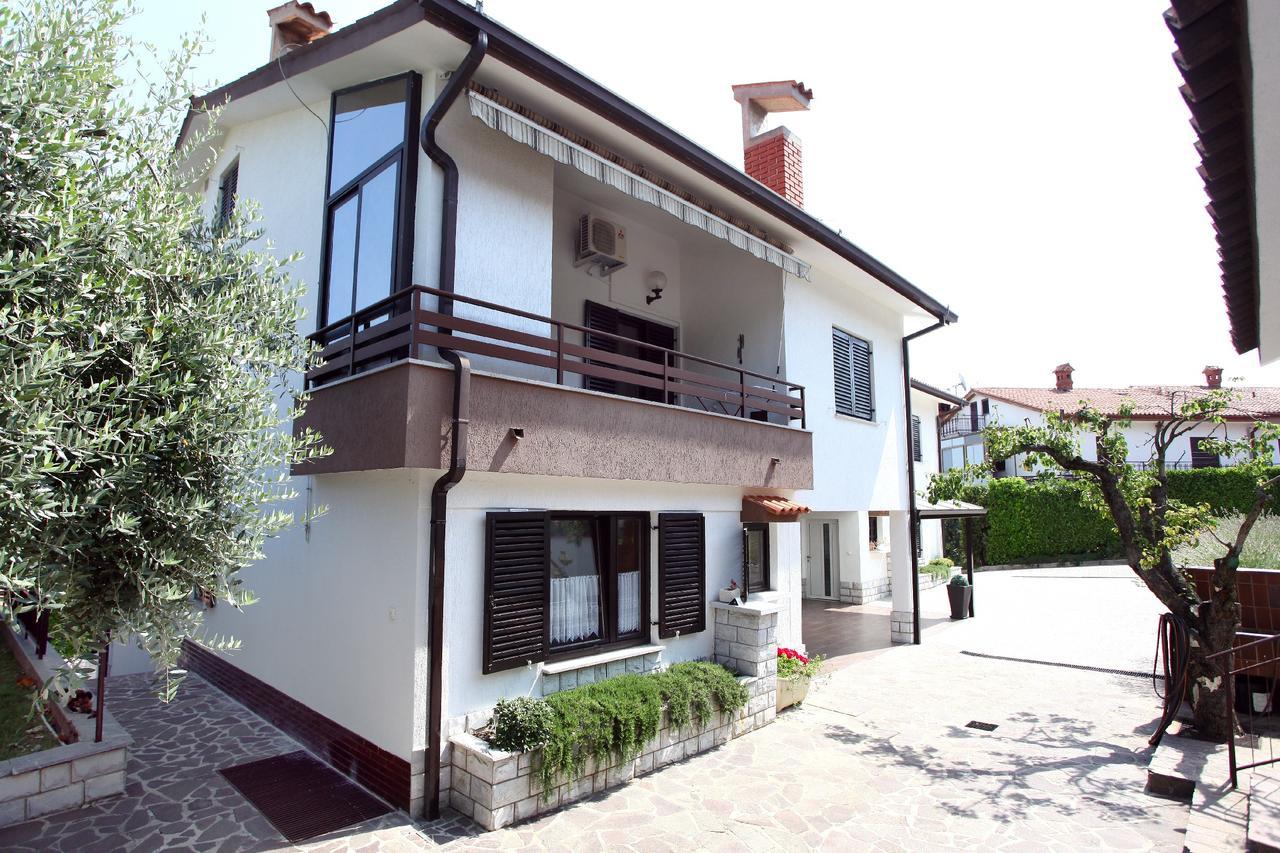 Spacious Izola Apartment Sl Luaran gambar